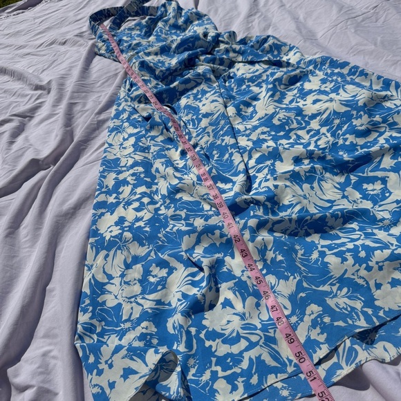 Free The Roses Blue & White Open-Back Maxi Dress - Picture 4 of 6